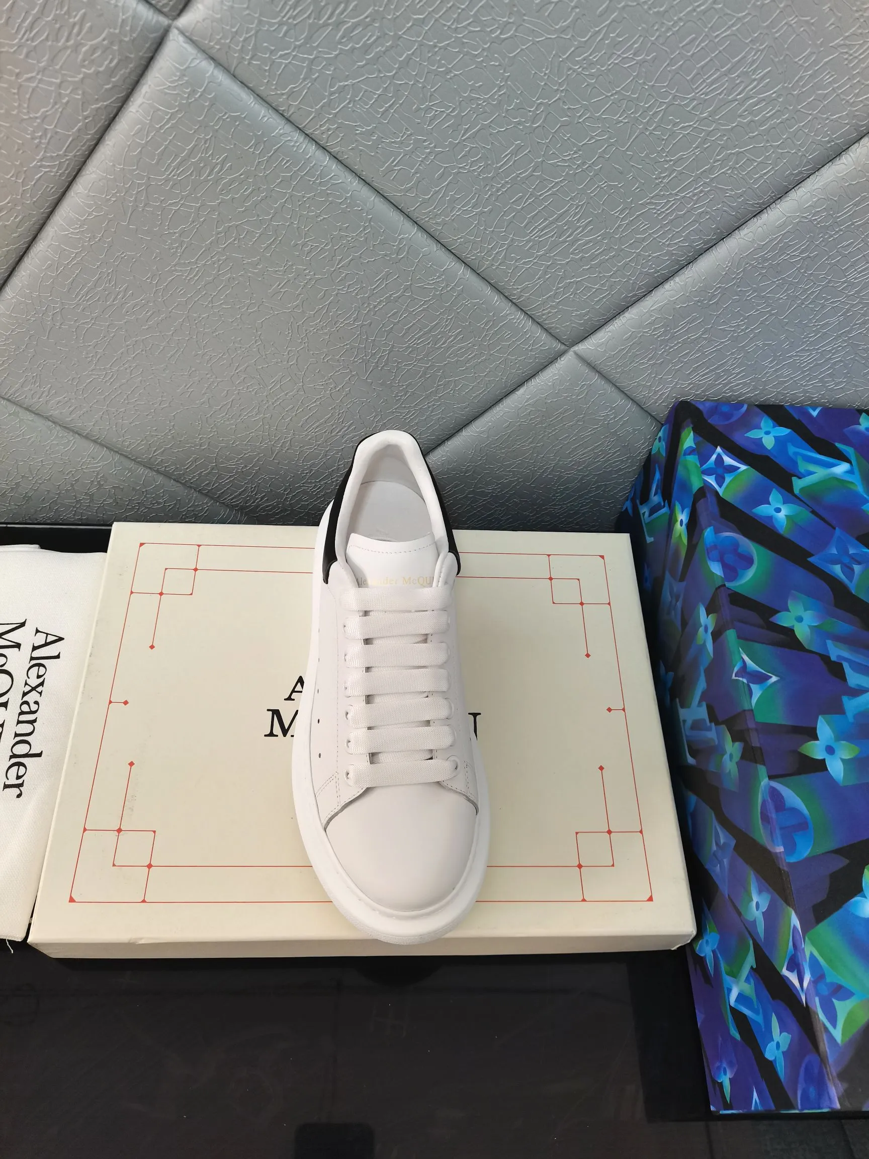 👟👟Ex-factory price 480👟👟 The latest upgraded version in 2022. The material is made of silk matte cowhide with sheepskin lining